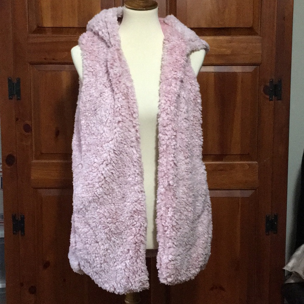 Last one sz small🌸Blush Sherpa hooded vest.🌸 - Picture 2 of 8